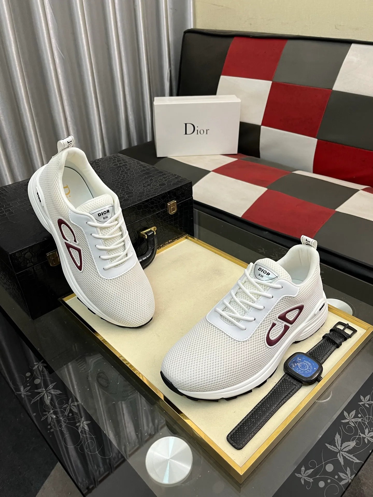 Men's Men's Shoes 💰440⌚️⌚️[Dior] Dior's new casual men's shoes are launched in Hong Kong counters. Official website 1:1 production. Original Italian materials. Designed by European and American masters. Perfect shape to create counter quality. Solid color rubber wear-resistant outsole and classic dazzling head! Super versatile and very comfortable. High-end without losing taste, fashionable and novel! ! Absolute focus! Code number: 38-444️⃣Colors available